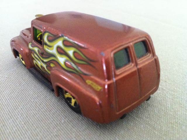 ‘56 Ford F100 Green T9937-09AOE - 2011 Heat Fleet toy car collectible - Main Image 2