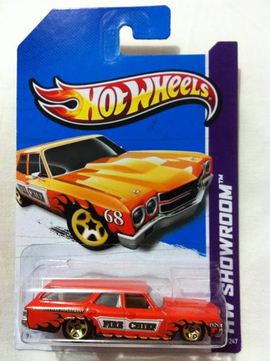 1970 Chevelle SS Wagon - HW City Works toy car collectible - Main Image 2