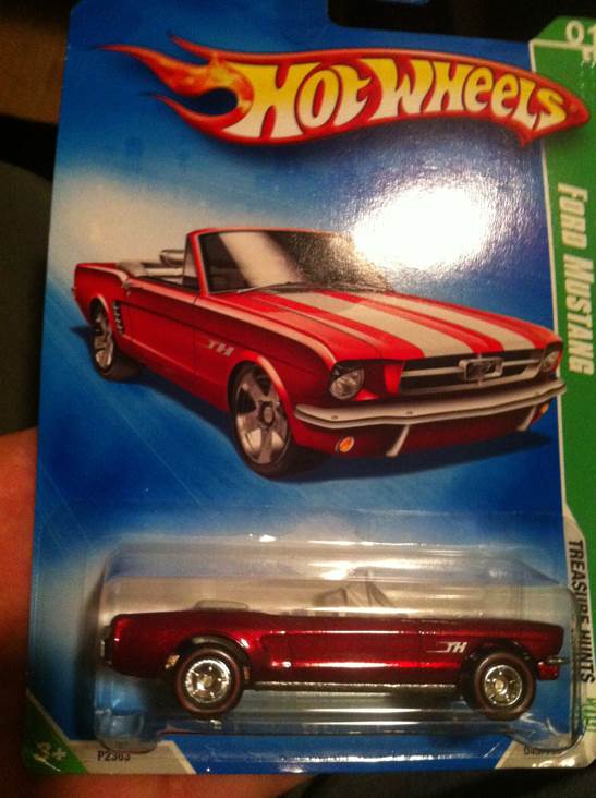 Ford Mustang - 2009 Super Treasure Hunt toy car collectible - Main Image 1