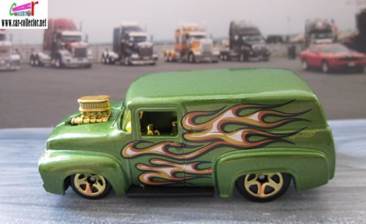’56 Ford F-100 - Heat Fleet toy car collectible - Main Image 2
