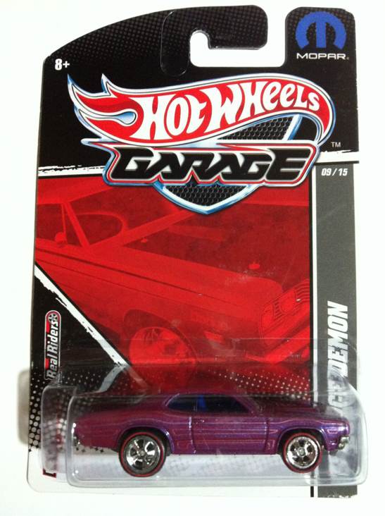 1971 Dodge Demon - Hot Wheels Garage: Mopar toy car collectible - Main Image 1