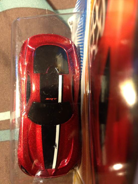 2013 Viper SRT - HW Premiere toy car collectible - Main Image 2