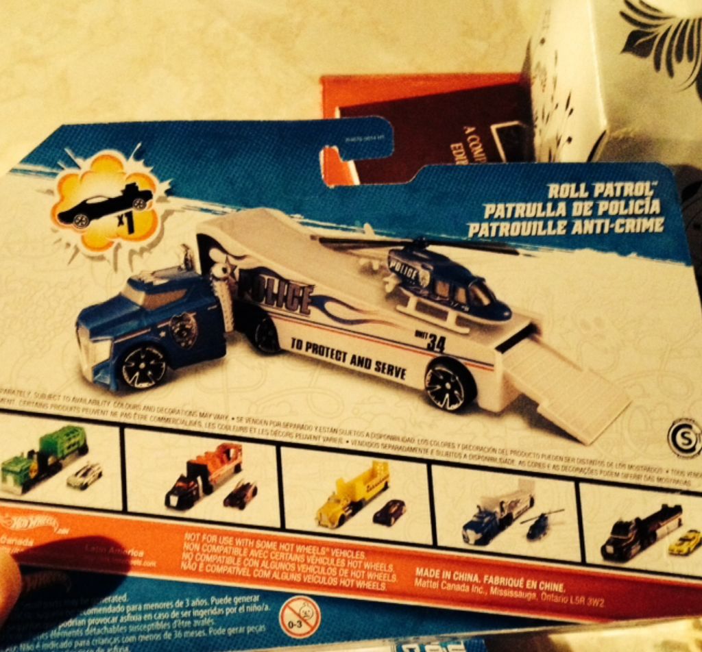 Roll Patrol - Truckin Transporters toy car collectible - Main Image 2