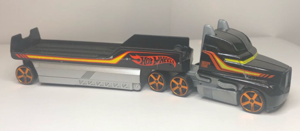 Truck Sneddy  toy car collectible - Main Image 2