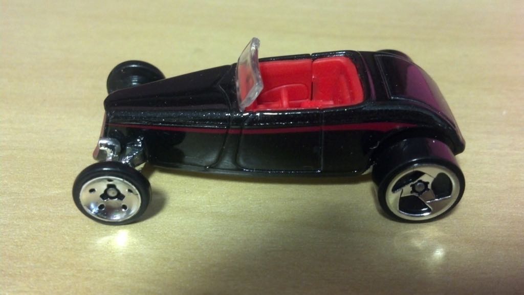 1933 Ford - 2007 Ragtops And Roadsters toy car collectible - Main Image 2