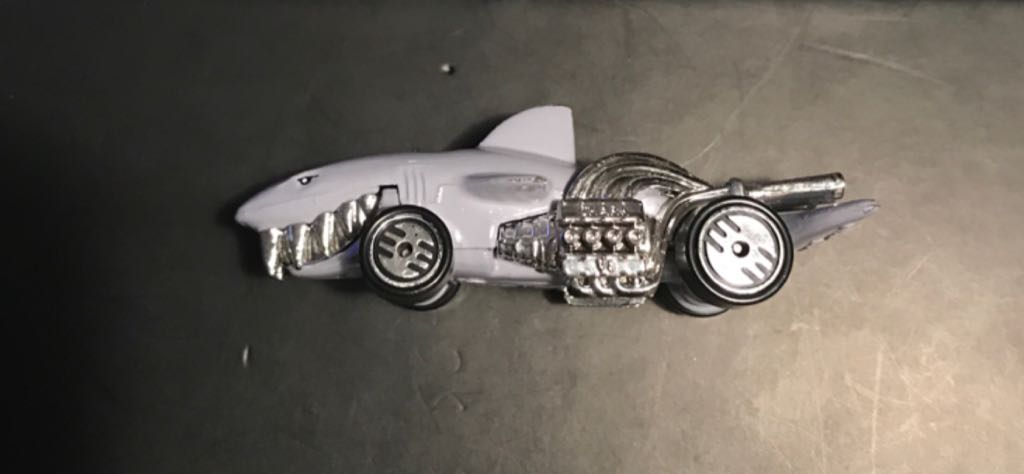 Sharkruiser - 2006 Mainline toy car collectible - Main Image 2