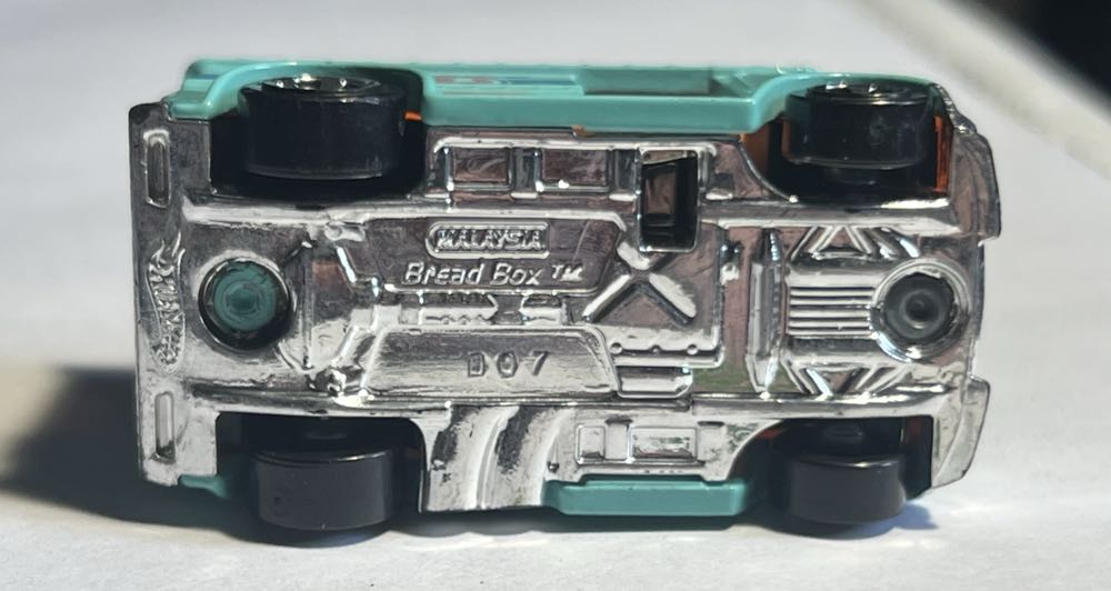 Bread Box - CITY WORKS™️ toy car collectible - Main Image 3