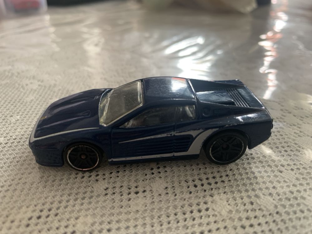 Ferrari F512M - Ferrari 5-Pack toy car collectible - Main Image 3