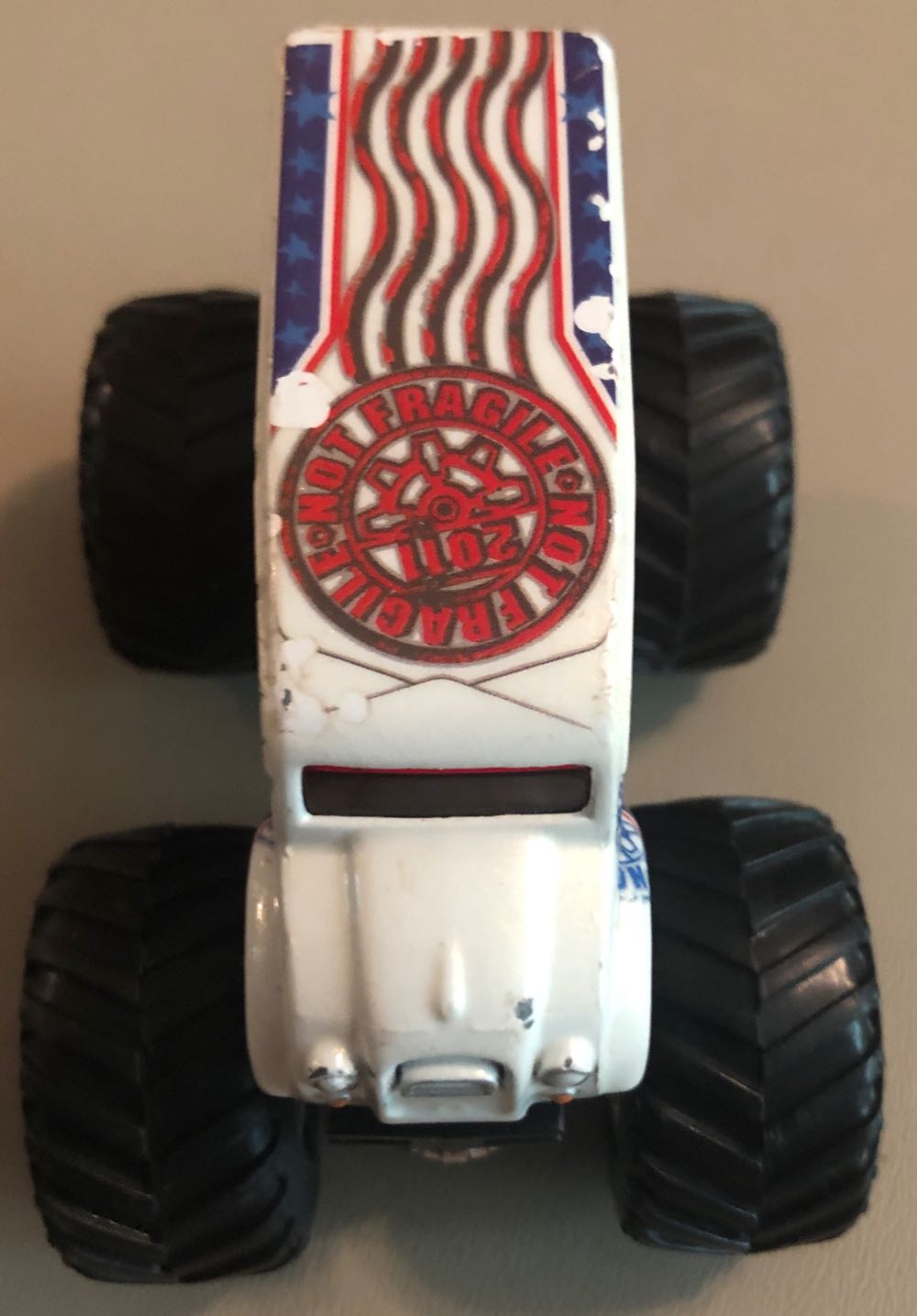 Special Delivery - #62/80 toy car collectible - Main Image 2