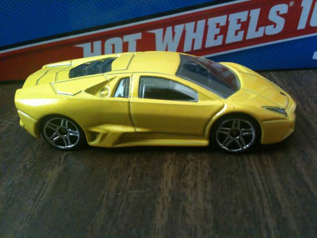 1:50 Super Friends Batmobile