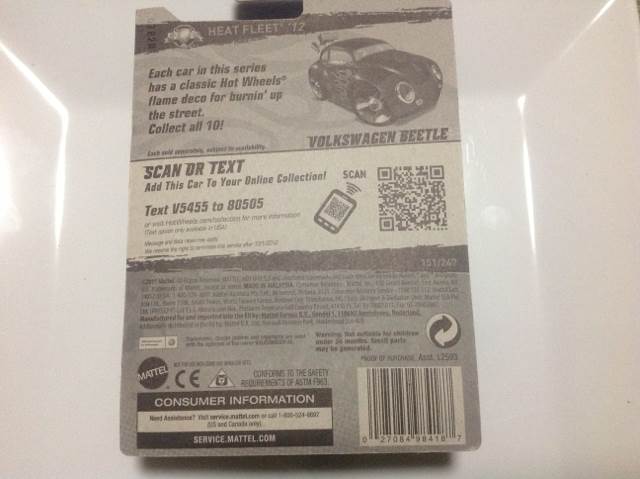 Volkswagen Beetle - 2012 Heat Fleet toy car collectible - Main Image 2