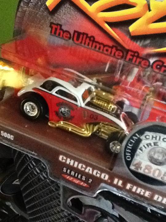 Fiat 500 C - 2001 Fire Department Rods Series 1 toy car collectible - Main Image 2