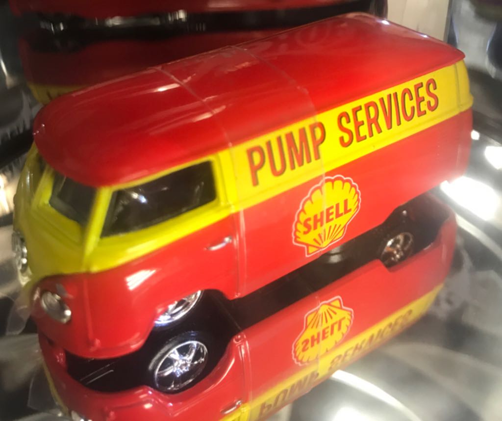 Vw Microbus - High Test Series toy car collectible - Main Image 2
