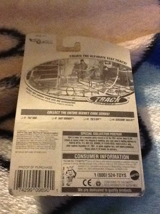 Hot Wheels Baby Boomer - HW: Secret Code ‘00 toy car collectible - Main Image 2