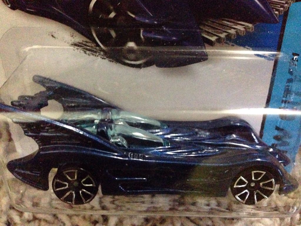 Batmobile - 2004 First Editions toy car collectible - Main Image 2