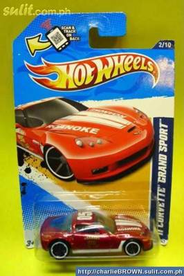 Roanoke Fire-Ems  - 2011 HW Main Street toy car collectible - Main Image 2