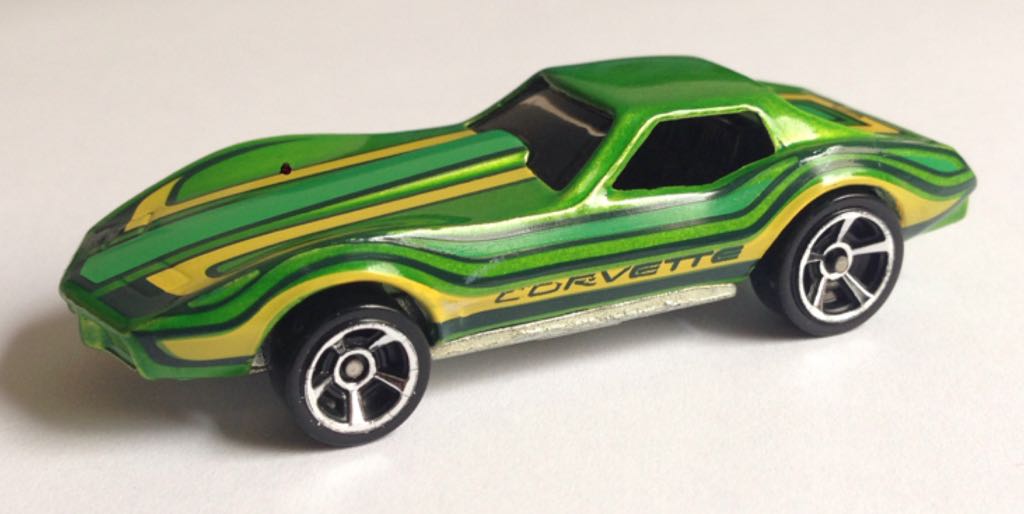 Chevrolet Corvette Stingray 1967 - Cars Of The Decades 70’s toy car collectible - Main Image 2