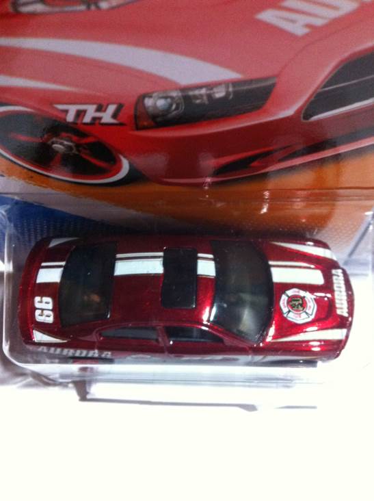 Dodge 11 Charger R/T - 2012 Super Treasure Hunt Series toy car collectible - Main Image 2
