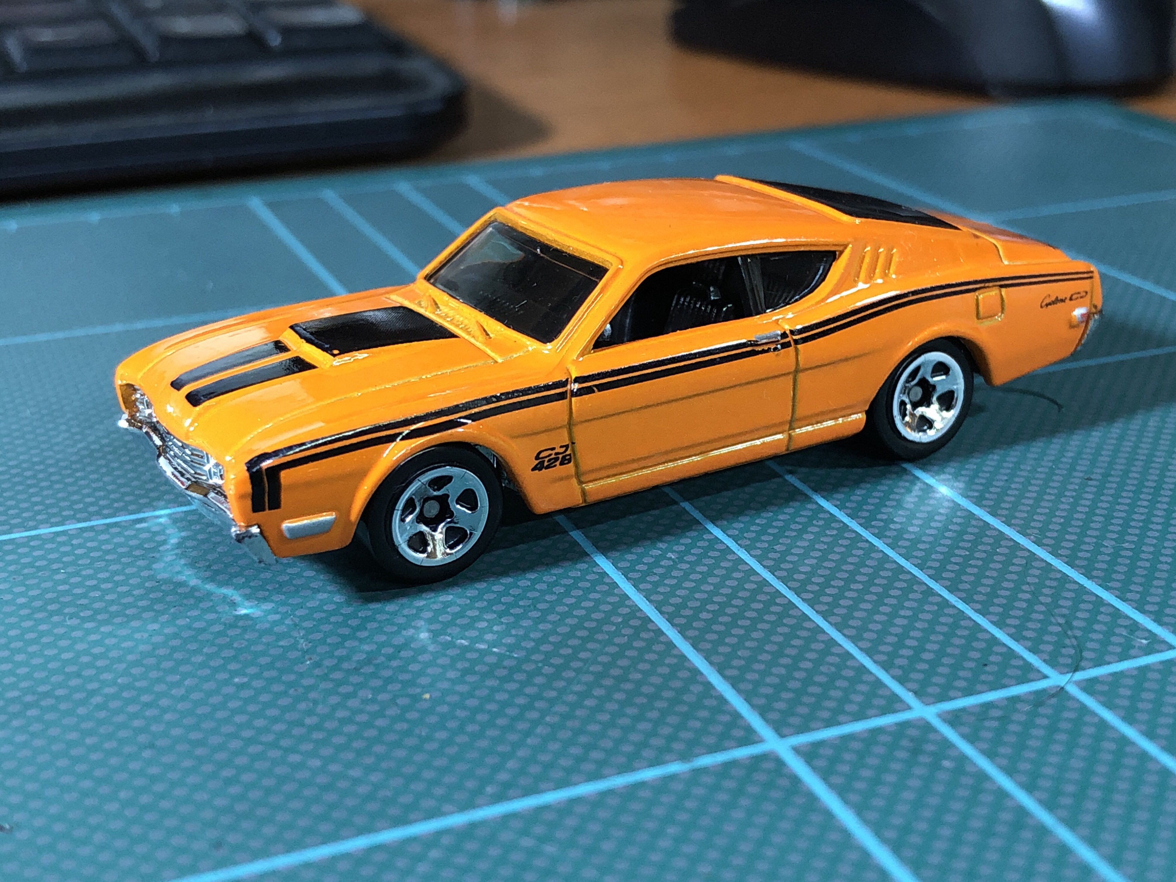 ’69 Mercury Cyclone - HW Showroom Premiere toy car collectible - Main Image 3
