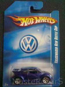 Volkswagen New Beetle Cup - HW Pack Volkswagen toy car collectible - Main Image 1