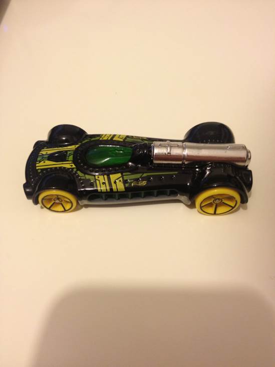 Retro-Active - Track Stars 2012 toy car collectible - Main Image 2