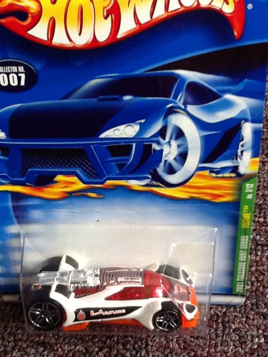 Vulture - 2001 Treasure Hunt toy car collectible - Main Image 2