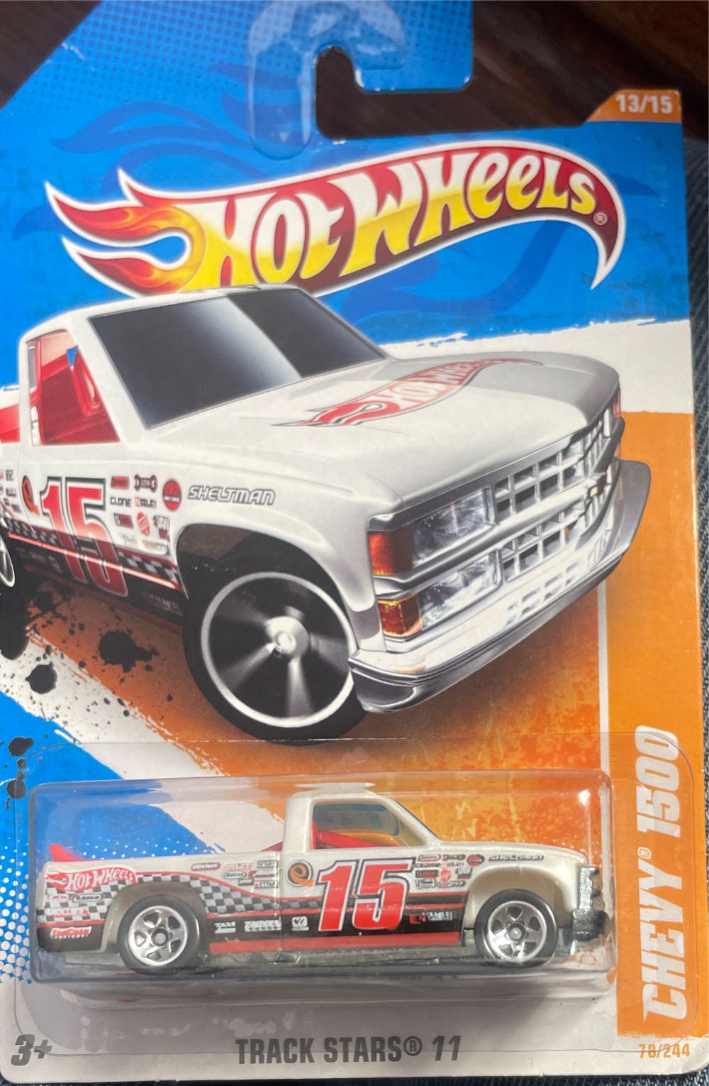Chevy 1500 - HW Track Stars toy car collectible - Main Image 3