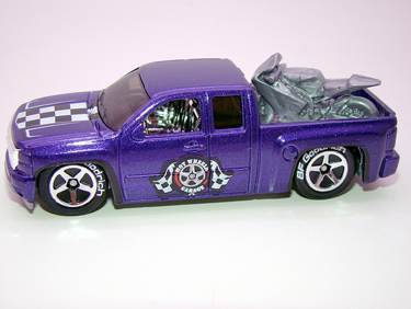 Chevy Silverado - HW GARAGE ’10 toy car collectible - Main Image 2