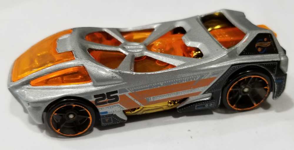 Night Burner - Thrill Racers - Space ’12 toy car collectible - Main Image 3