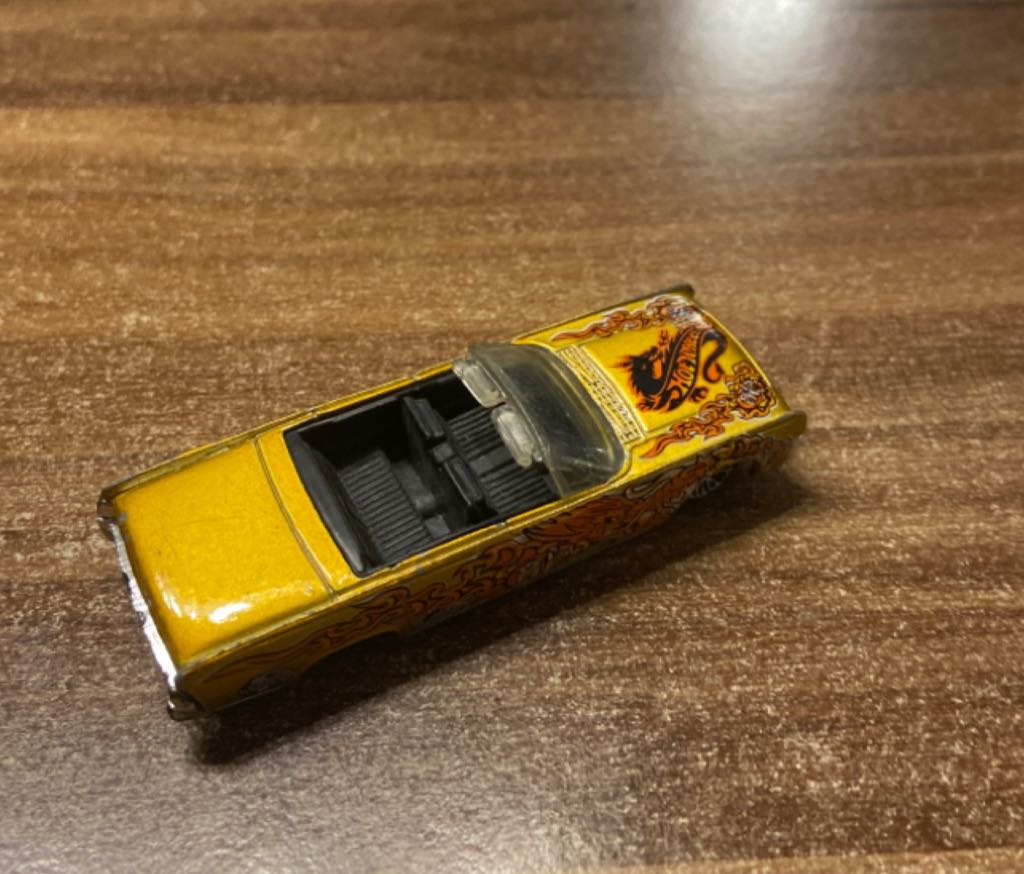 ’64 Lincoln Continental - Dragon Wagons Series toy car collectible - Main Image 2