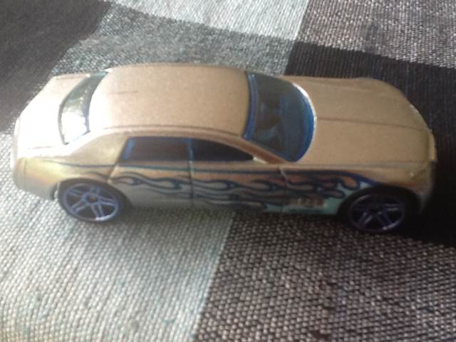Cadillac V16 - 2004 First Editions toy car collectible - Main Image 2