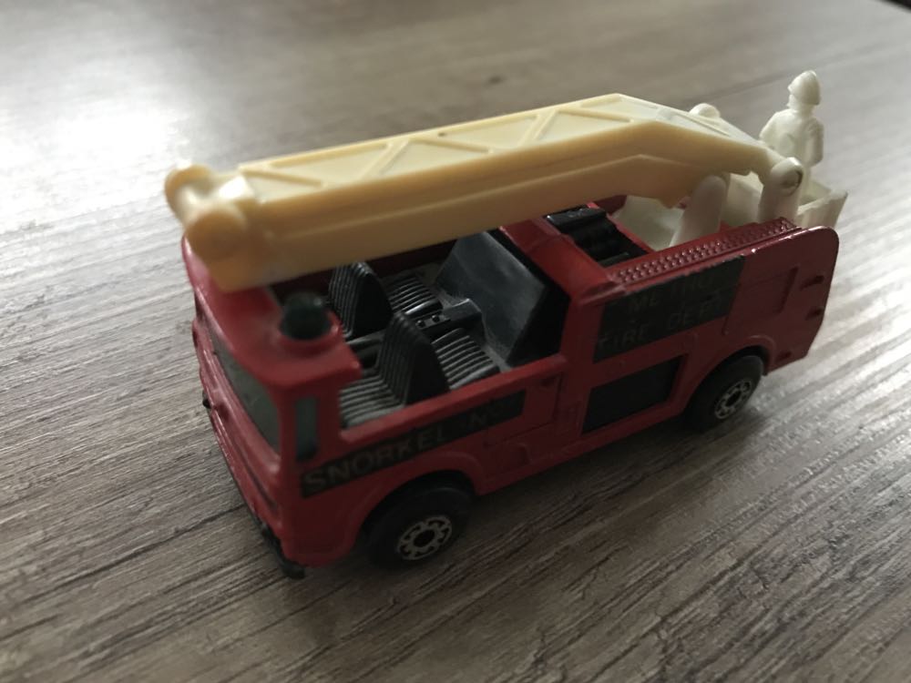 Snorkel - Matchbox 75 SF toy car collectible - Main Image 3
