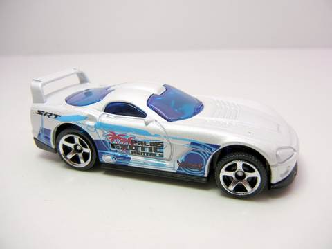 Dodge Viper GTS-R - MBX Island toy car collectible - Main Image 2