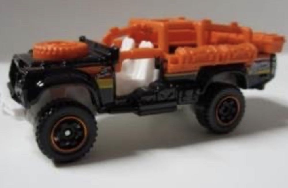 Sahara Survivor (Loose) - Matchbox: MBX Island toy car collectible - Main Image 4