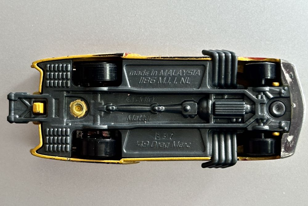 49 Drag Merc  - HW Showroom toy car collectible - Main Image 3