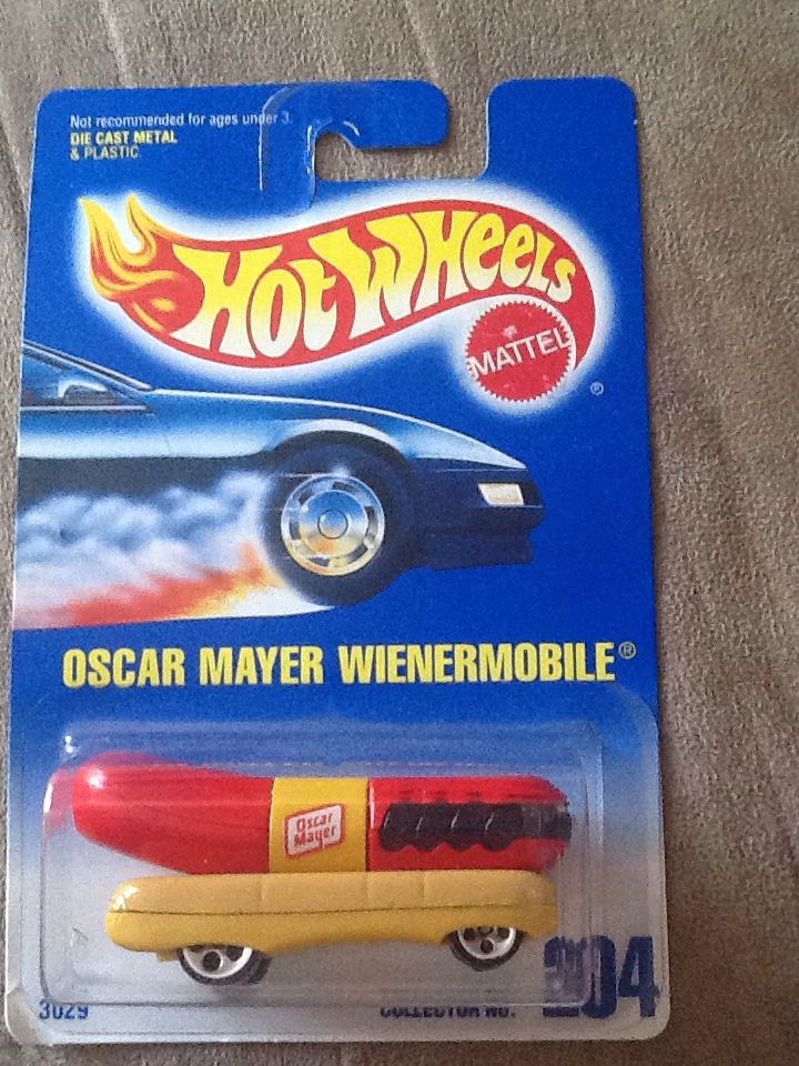 Oscar Mayer Weinermobile - Mainline toy car collectible - Main Image 2