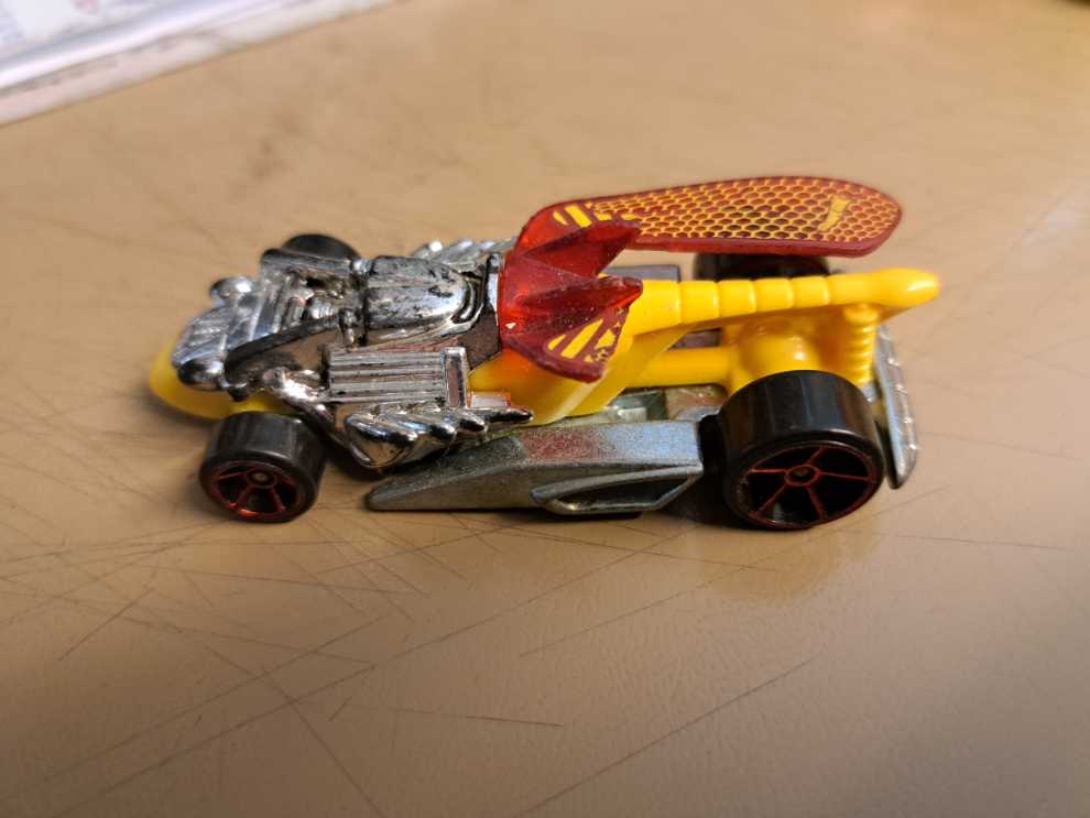 Draggin Tail - Track Stunts toy car collectible - Main Image 2