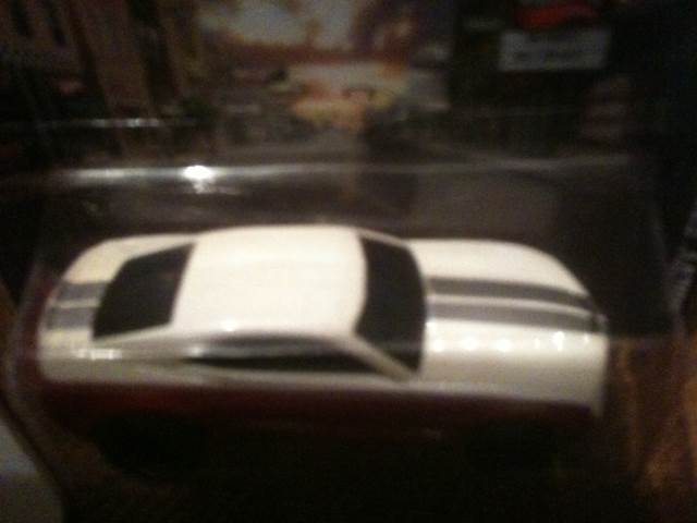 Chevy Camero Concept - Boulevard toy car collectible - Main Image 2