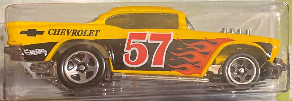 Hotwheels 2011 - Cars Of The Decades 50’s toy car collectible - Main Image 3