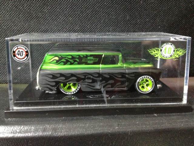 Tractor Shovel (Loose)