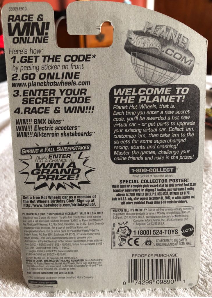 2000 Ford Focus (2001) - Mainline toy car collectible - Main Image 2