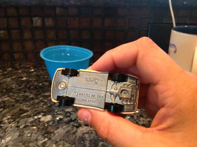 Porsche 959 - Color Racers toy car collectible - Main Image 2