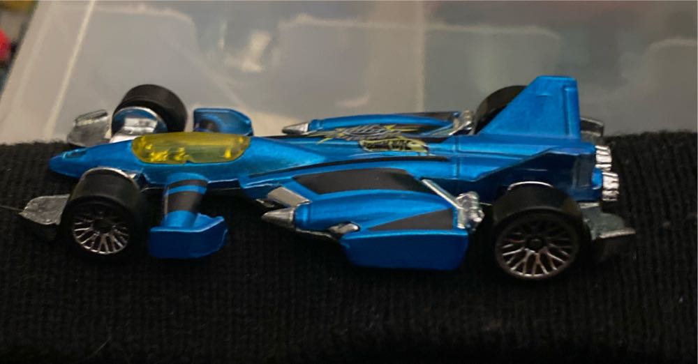 Jet Threat 3.0 - 2002 Spectaflame Series toy car collectible - Main Image 3