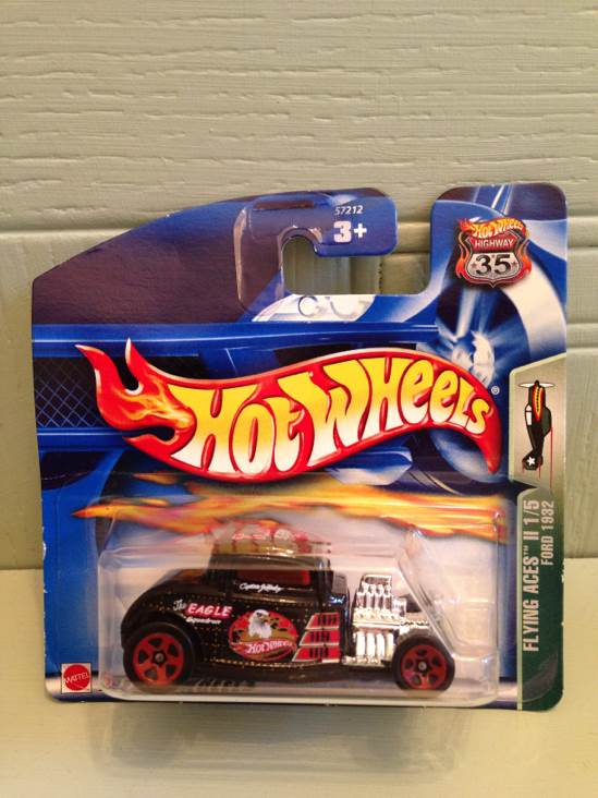 Ford 1932 - Flying Aces II toy car collectible - Main Image 1