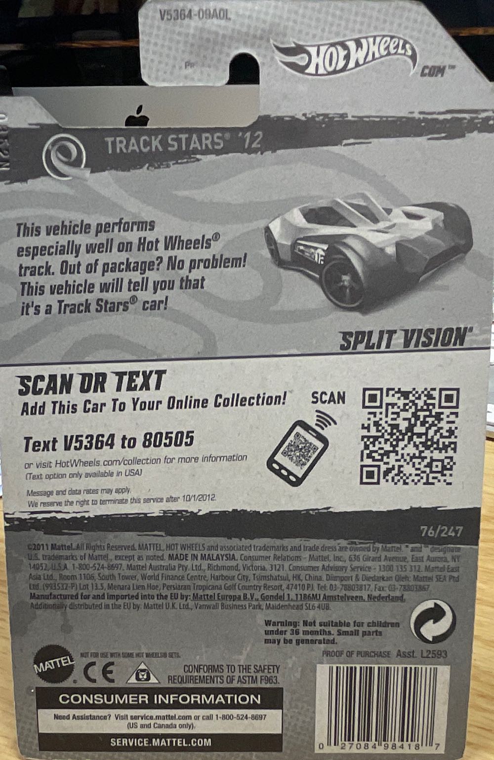 *”Split Vision”, White & Red, #12 - Hot Wheels: Track Stars ’12 toy car collectible - Main Image 3