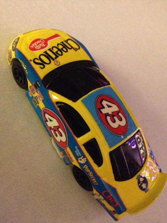 2001 Intrepid - Richard Petty Tribute toy car collectible - Main Image 1