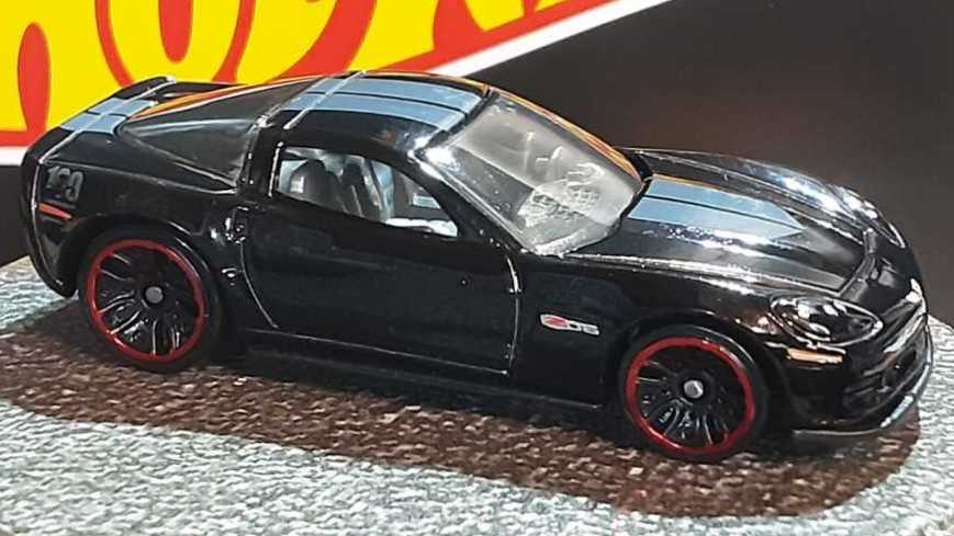 Corvette Z06 ’12 - New Models toy car collectible - Main Image 2