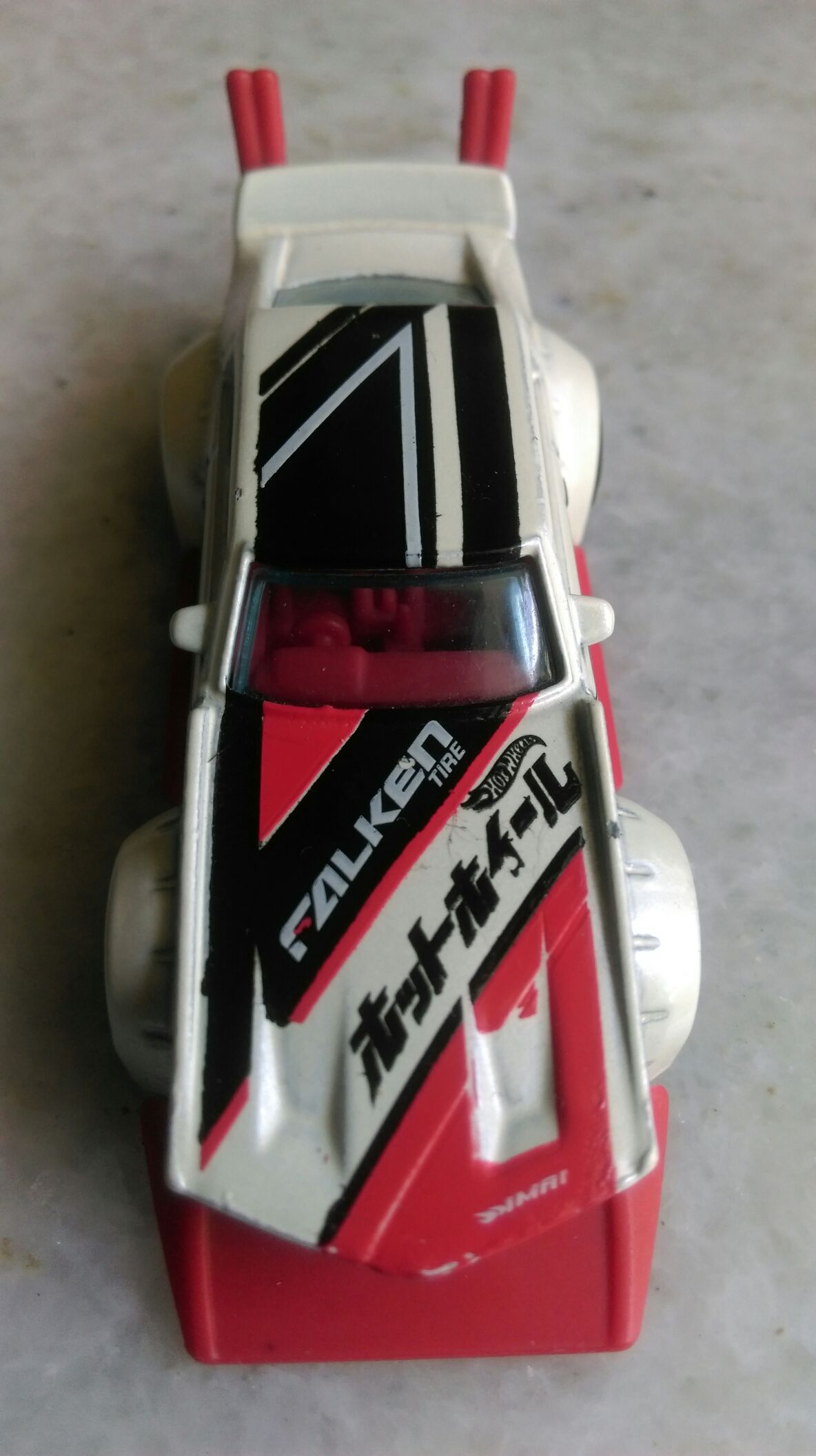 Mad Manga - HW City toy car collectible - Main Image 2