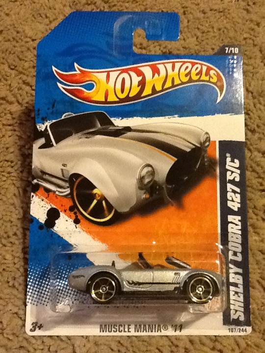 Shelby Cobra 427 S/C - Muscle Mania ’11 toy car collectible - Main Image 1