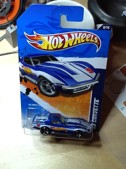 ’69 Corvette - ’11 HW Racing toy car collectible - Main Image 2